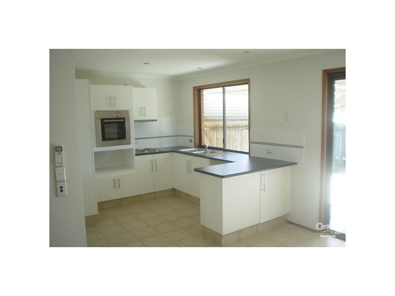 1/291A Goverment Road, Labrador QLD 4215