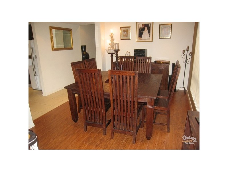 2 Mahogany Place, Molendinar QLD 4214