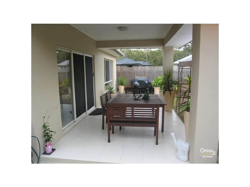 2 Mahogany Place, Molendinar QLD 4214