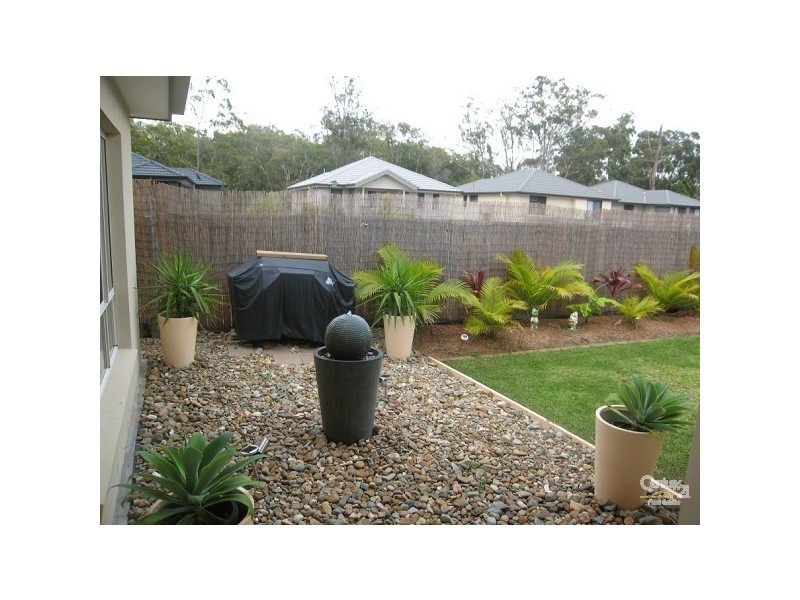 2 Mahogany Place, Molendinar QLD 4214