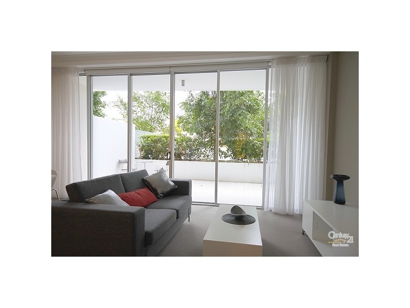 102/430 Marine Parade, Biggera Waters QLD 4216