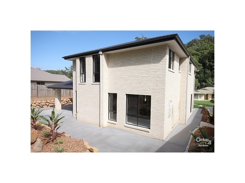 42 Roberts Drive, Maudsland QLD 4210