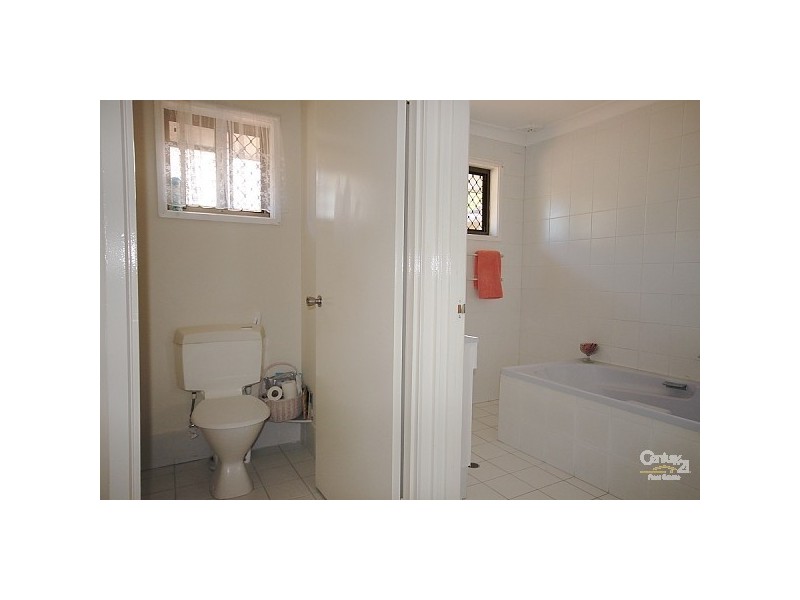 224 Oxley Drive, Coombabah QLD 4216