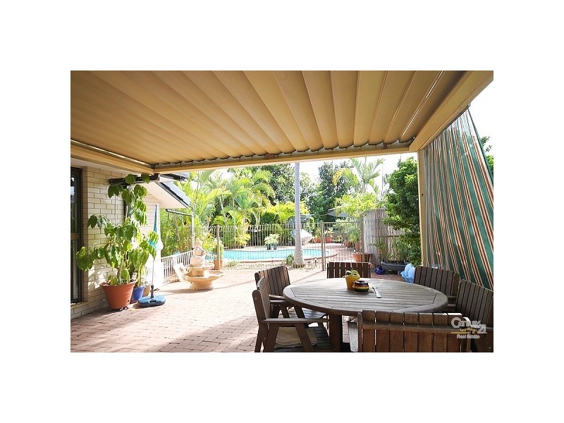 224 Oxley Drive, Coombabah QLD 4216