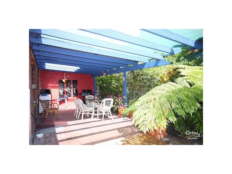 2/14 Burwood Ct, Labrador QLD 4215