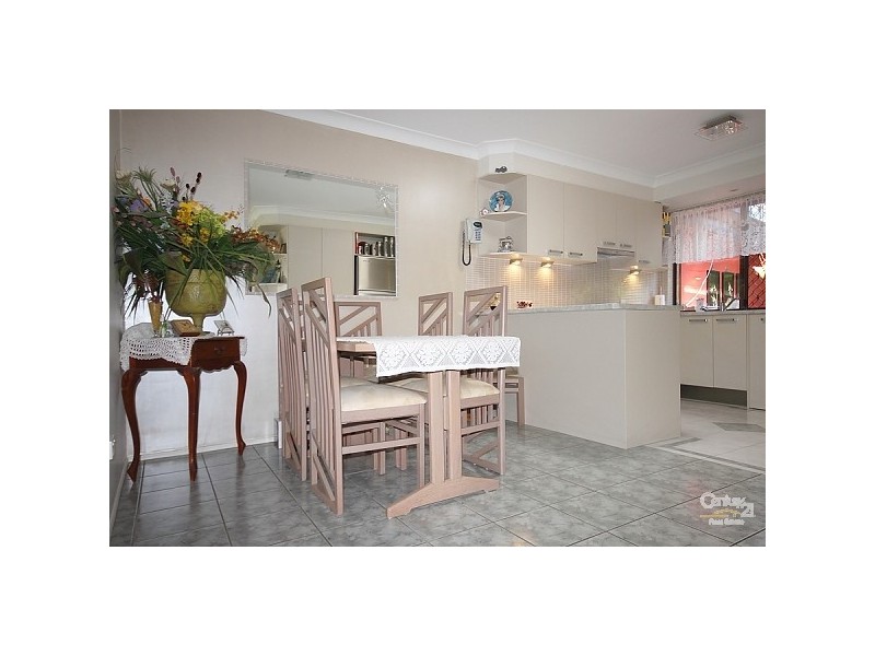 2/14 Burwood Ct, Labrador QLD 4215