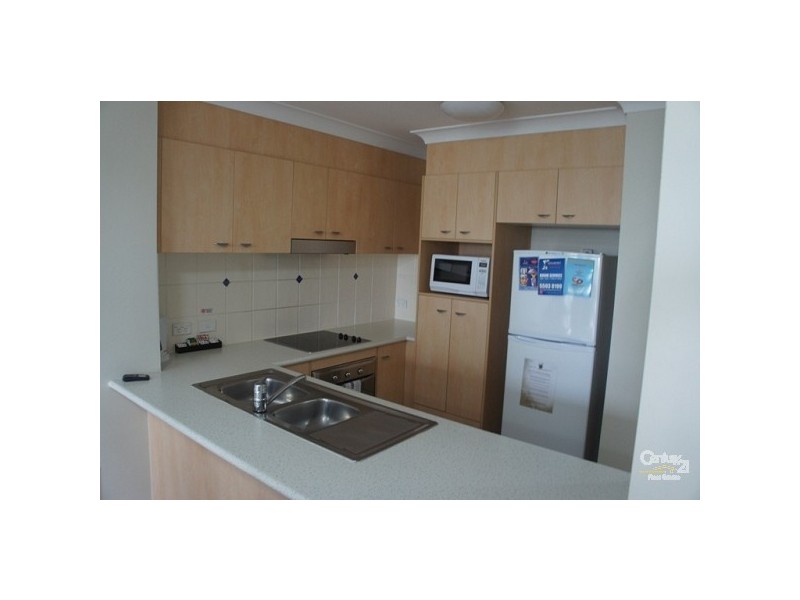 209/392 Marine Parade, Labrador QLD 4215