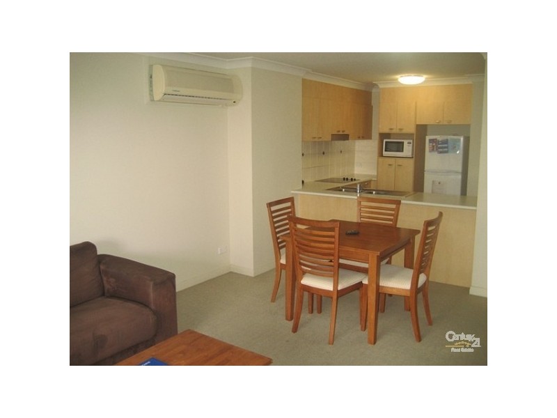 209/392 Marine Parade,, Labrador QLD 4215