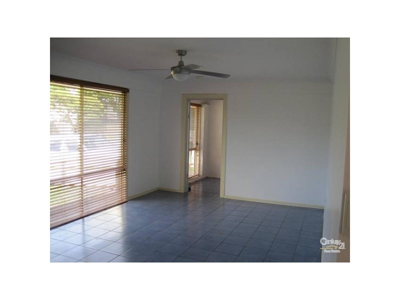 32 Hepworth street, Arundel QLD 4214