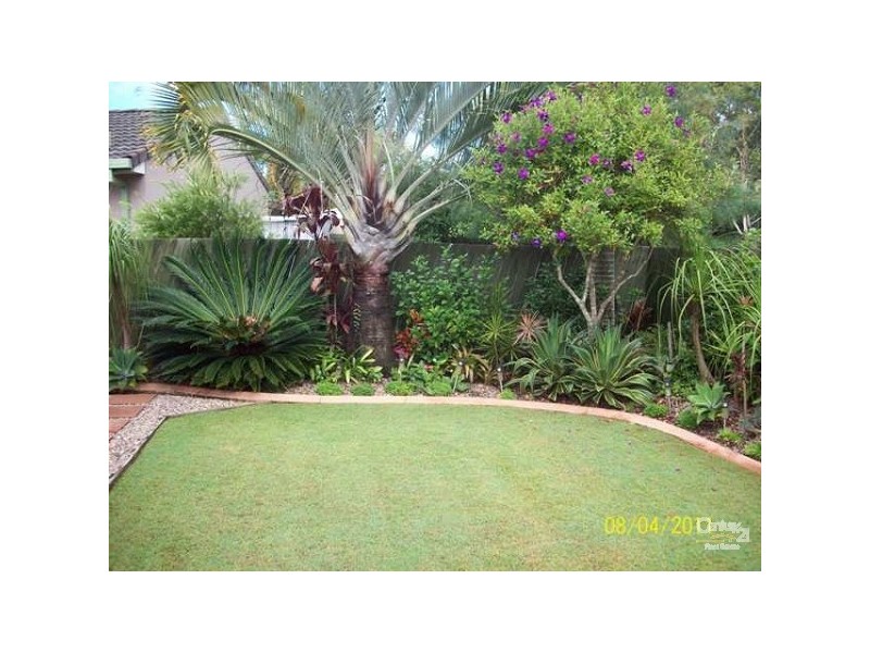 1/14 Nina Parade, Arundel QLD 4214