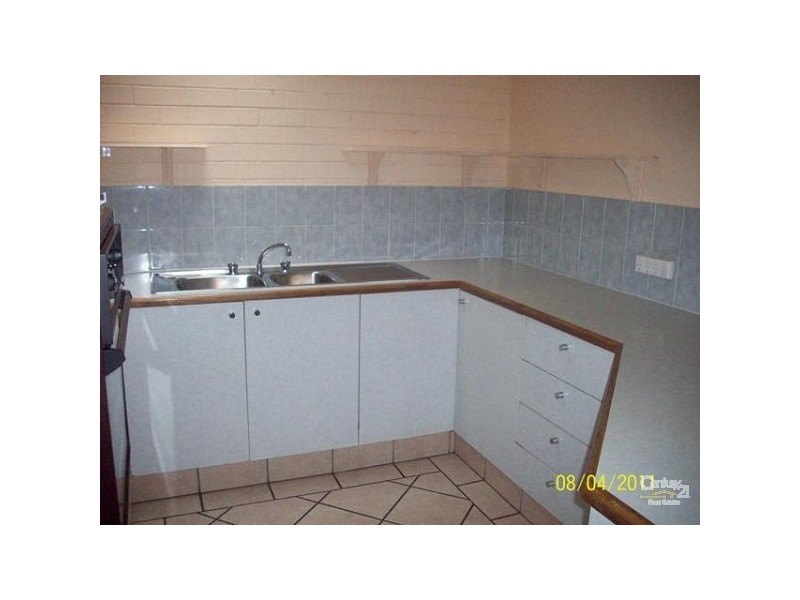 1/14 Nina Parade, Arundel QLD 4214