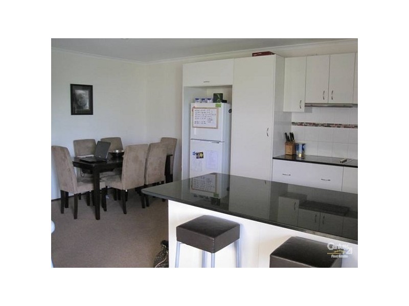 2/1 Jean Street, Labrador QLD 4215