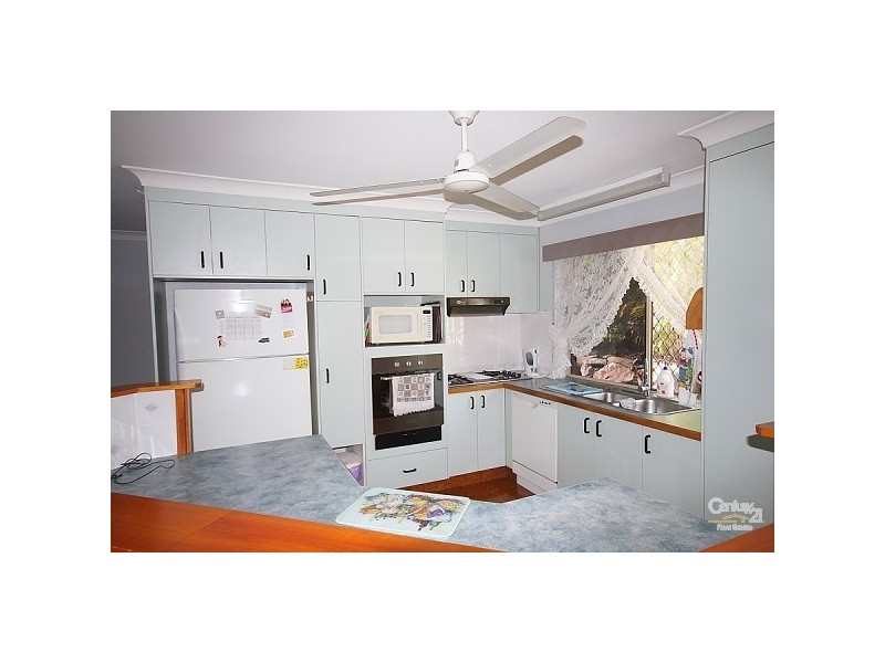 11 Lyons Court, Arundel QLD 4214