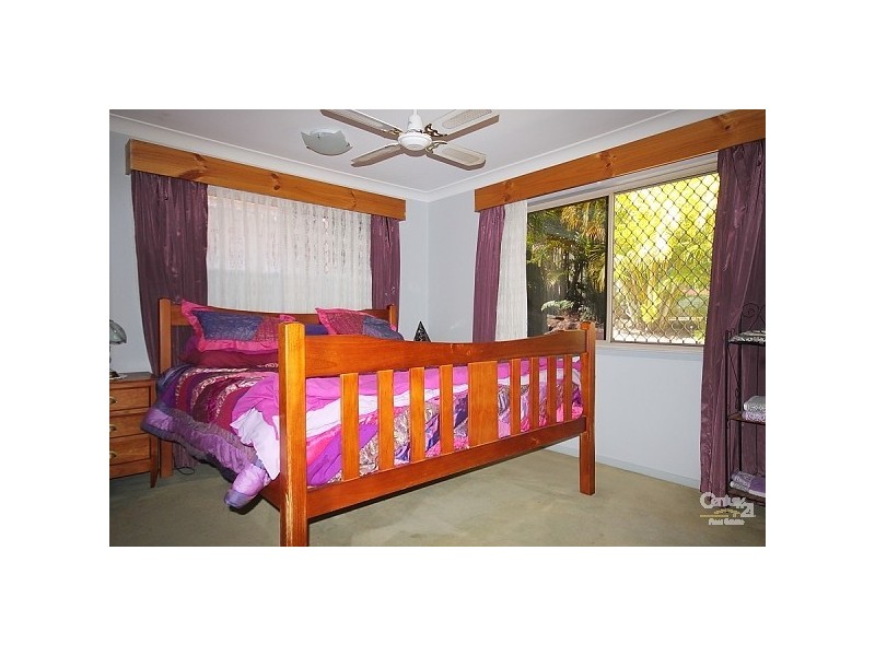 11 Lyons Court, Arundel QLD 4214