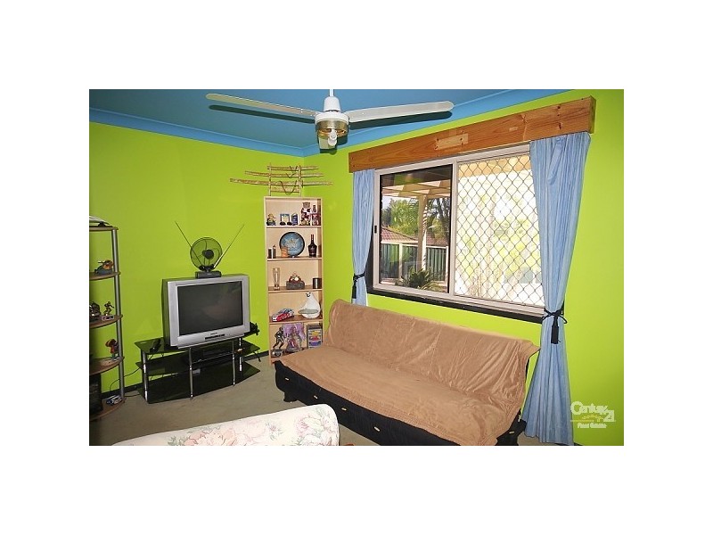 11 Lyons Court, Arundel QLD 4214