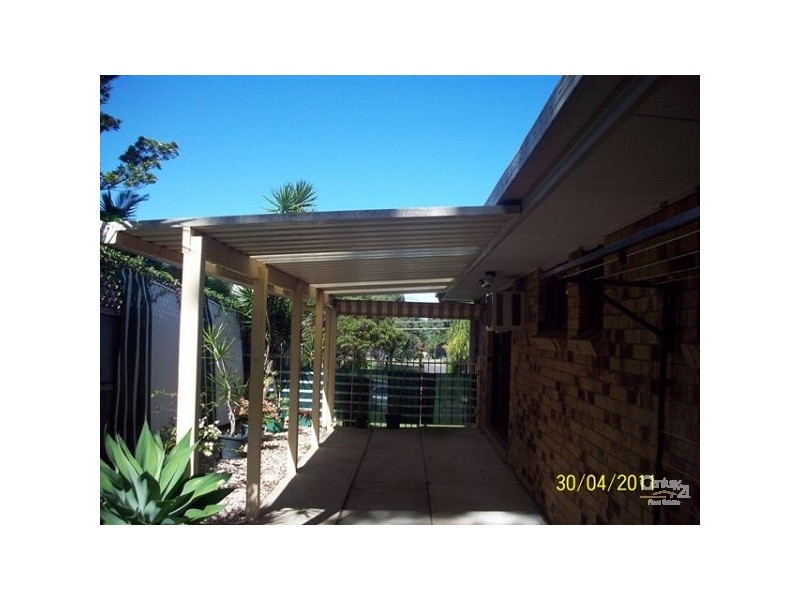 2/7 Hill Court, Labrador QLD 4215