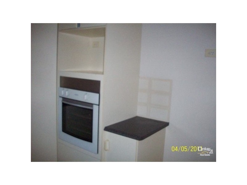 1/38 Kenny Drive, Labrador QLD 4215