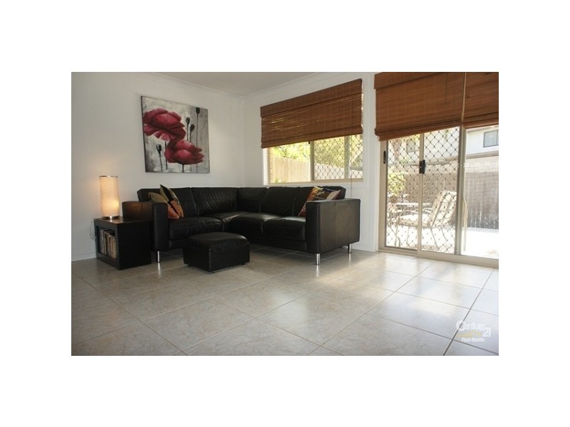 20/81 Olsen Avenue, Labrador QLD 4215