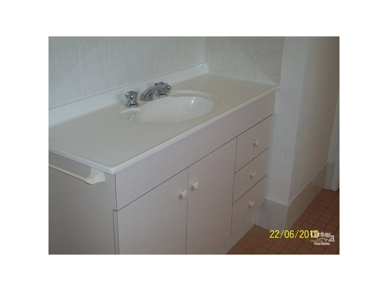 1/12 Jessica Court, Arundel QLD 4214