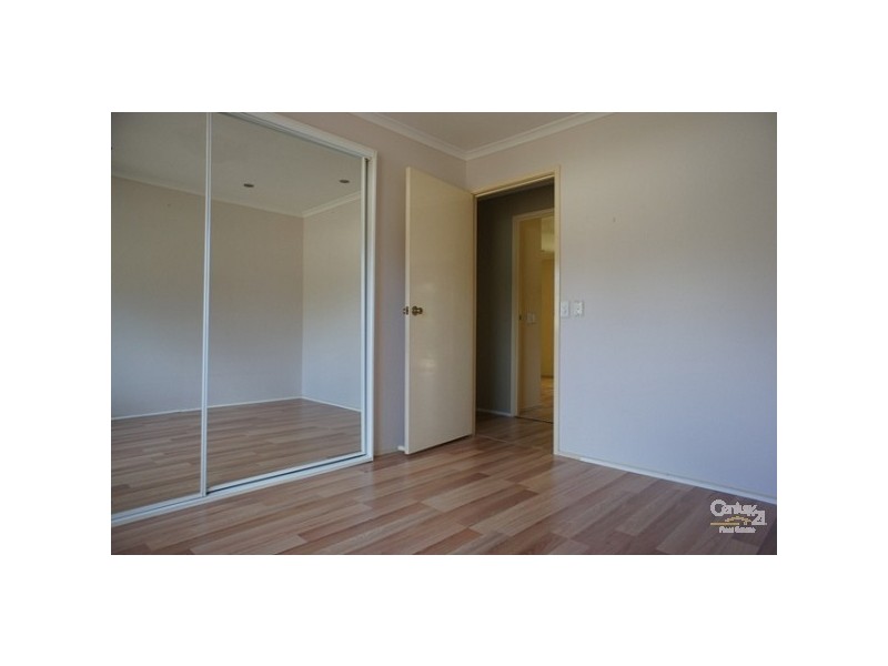 2/6 Hentdale, Labrador QLD 4215
