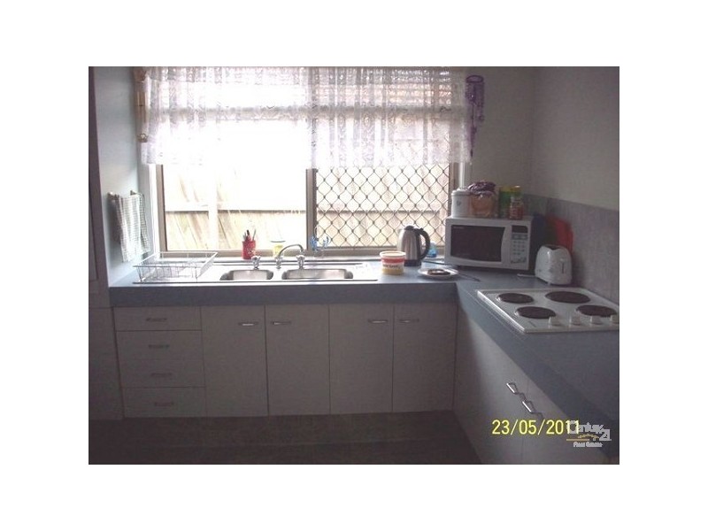 1/9 Nina Parade, Arundel QLD 4214