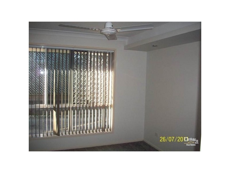 2/12 Chirn Crescent, Labrador QLD 4215