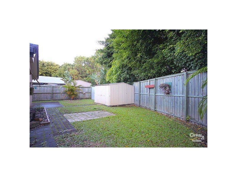 8 Nalya Court, Mermaid Waters QLD 4218