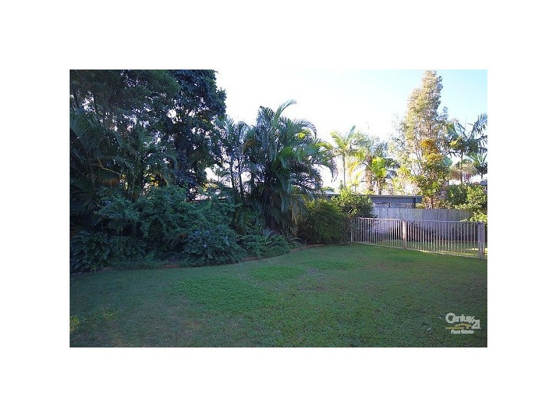 8 Nalya Court, Mermaid Waters QLD 4218