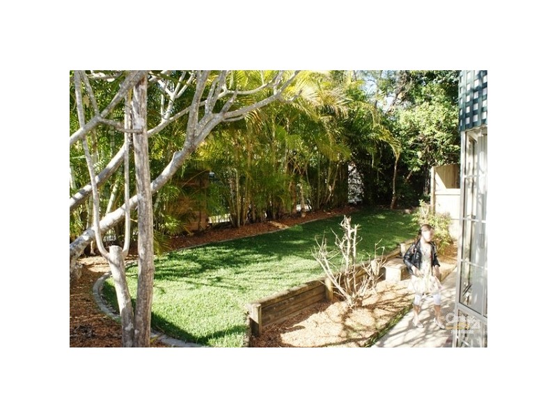 7/32 Billington Street, Labrador QLD 4215