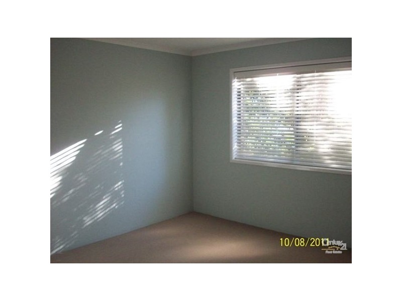 8/29 Ahern Street, Labrador QLD 4215