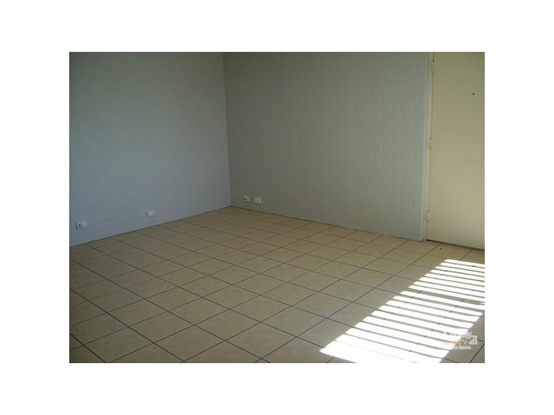 39/13 Brown Street, Labrador QLD 4215