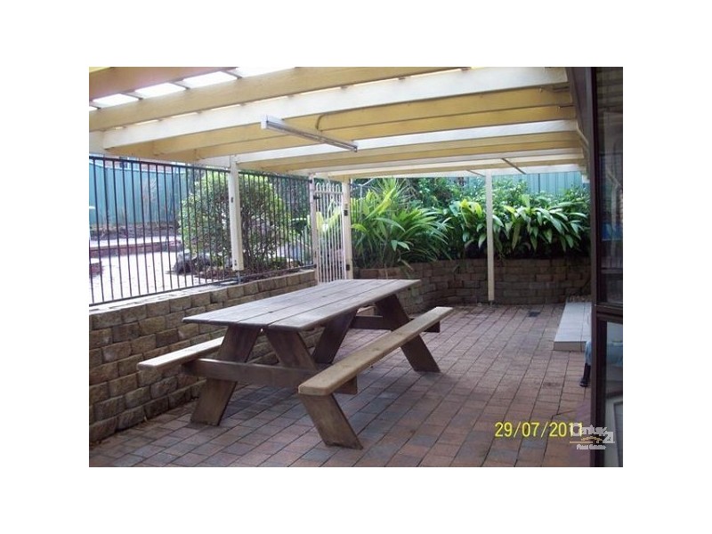 150 Olsen Ave, Arundel QLD 4214