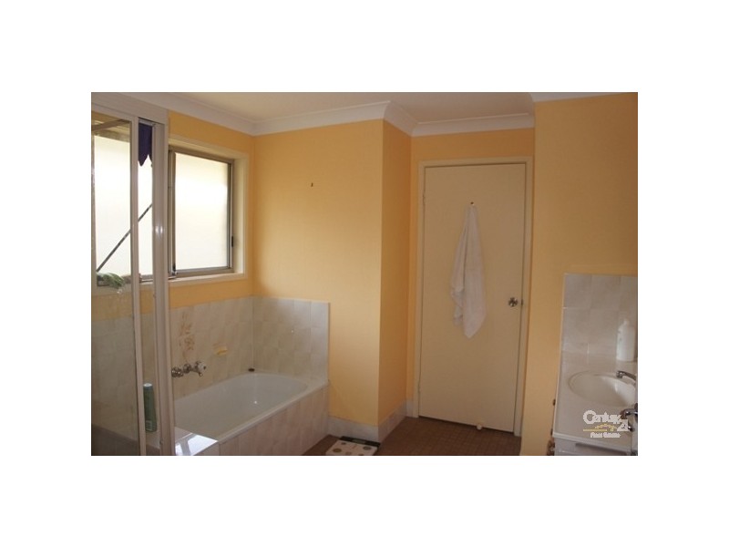 1/13 Jessica Court, Arundel QLD 4214