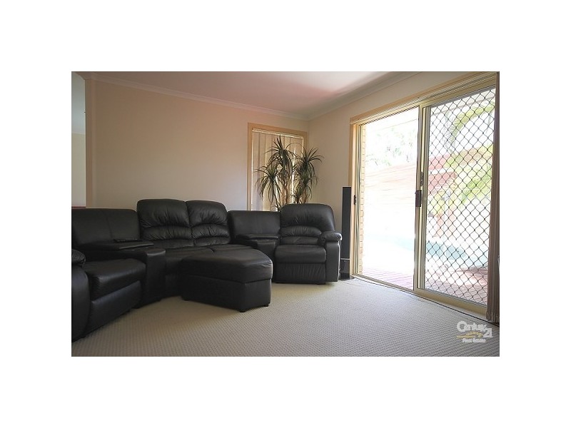 1 Sage Court, Runaway Bay QLD 4216