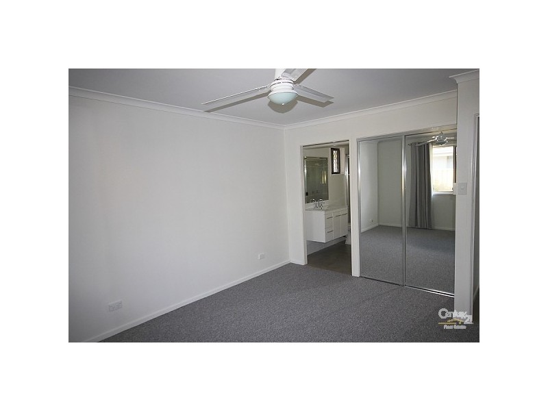 26 Ashgrove Avenue, Runaway Bay QLD 4216