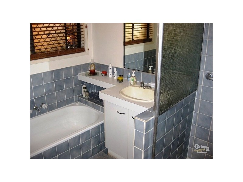 1/50 Botanical Drive, Labrador QLD 4215