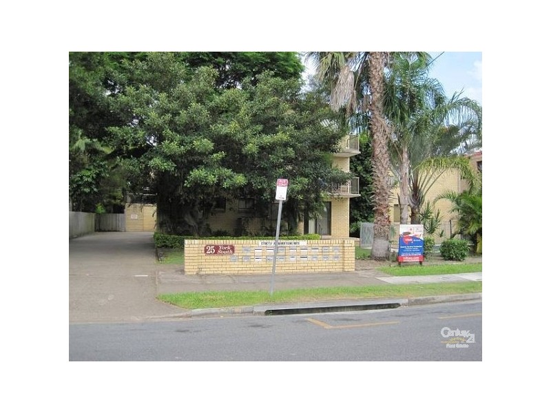 5/25 Ahern Street, Labrador QLD 4215