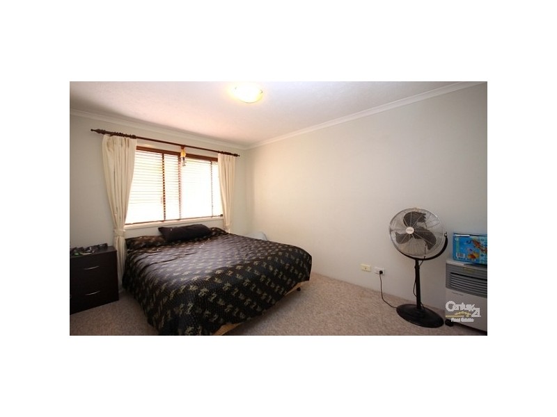 5/25 Ahern Street, Labrador QLD 4215