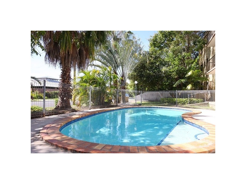 16/25 Ahern Street, Labrador QLD 4215