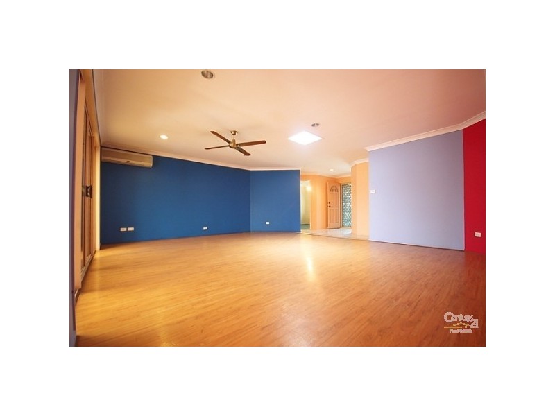 66 Open Drive, Arundel QLD 4214