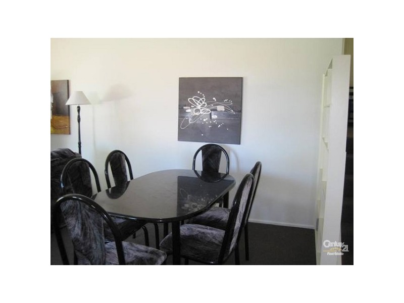 10/35 McMillan, Labrador QLD 4215