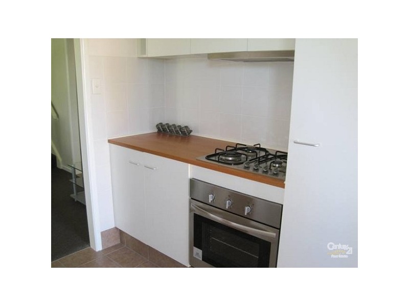 10/35 McMillan, Labrador QLD 4215