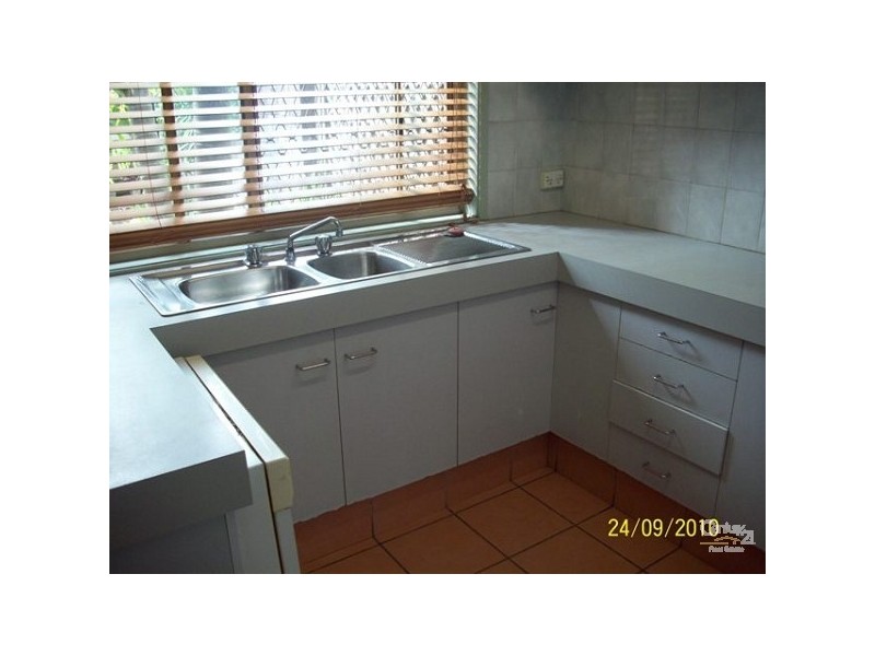 2/1 Jessica Court, Arundel QLD 4214