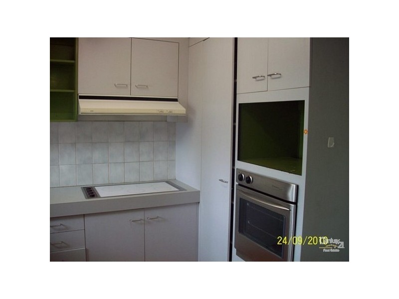 2/1 Jessica Court, Arundel QLD 4214