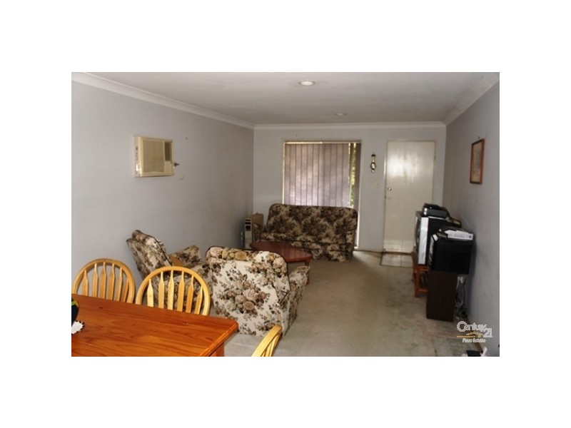 2/1 Clovelly Place, Labrador QLD 4215