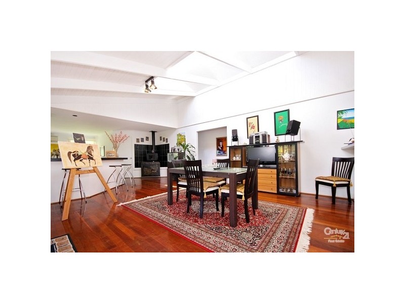 28 Viscount Drive, Tallai QLD 4213