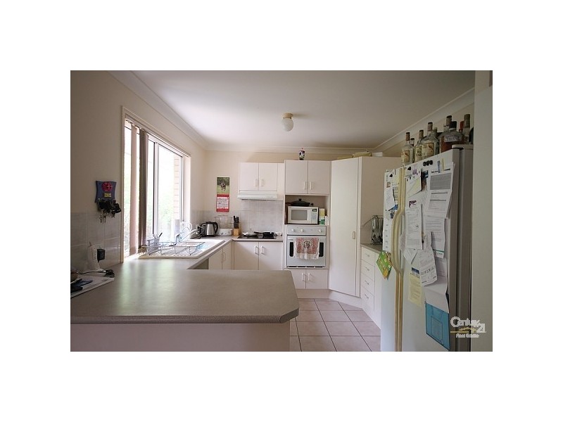 12 Jane Lane, Oxenford QLD 4210