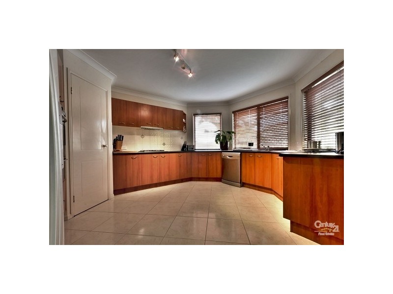 35 Lillywood Cct, Molendinar QLD 4214