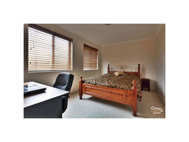 35 Lillywood Cct, Molendinar QLD 4214