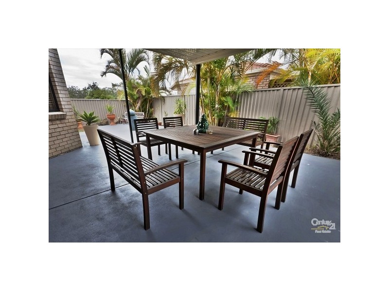 35 Lillywood Cct, Molendinar QLD 4214